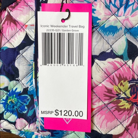 BRAND NEW Vera Bradley Garden Grove Weekender Bag - Picture 2 of 6